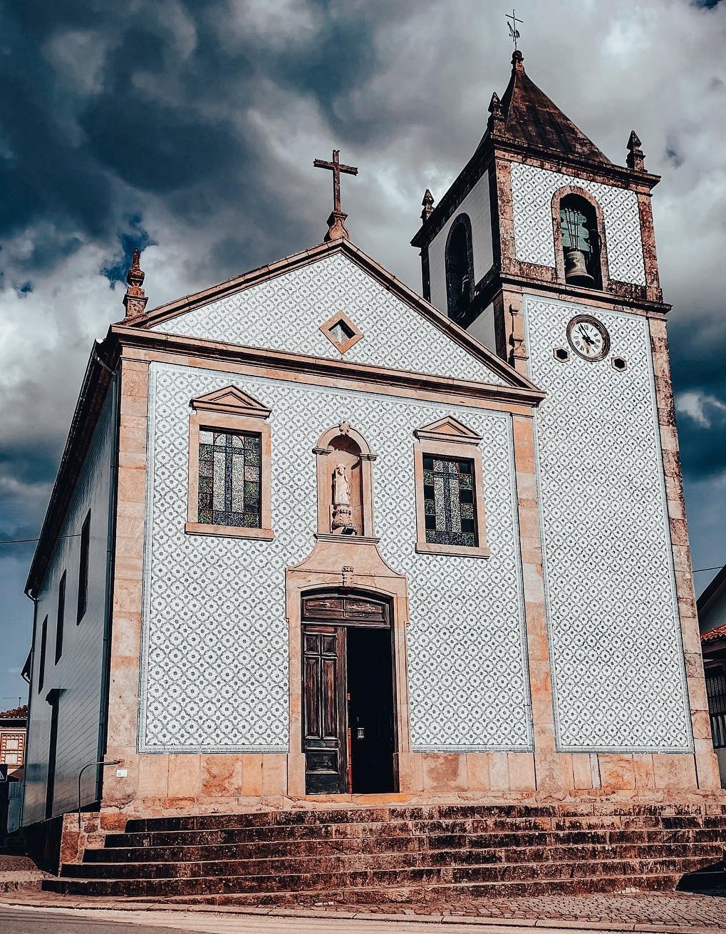 Igreja de Santiago de Riba-Ul